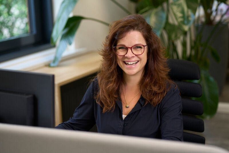 Sabine is working at HilverdaFlorist